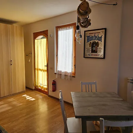La Casa Del Lupo * Serina (Lombardy)