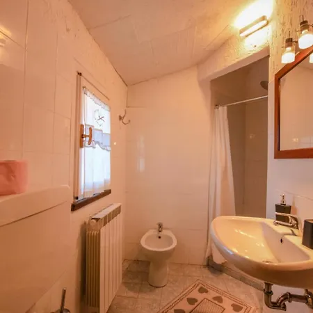 La Casa Del Lupo Apartamento Serina (Lombardy)