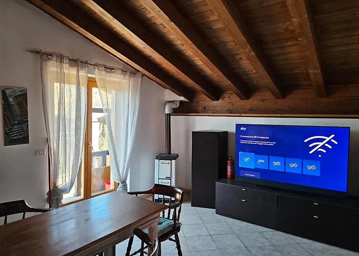La Casa Del Lupo - & Appartamento Serina (Lombardy)